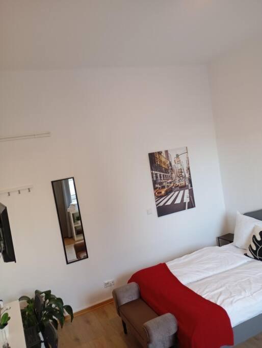 Apartment Koblenz Naehe Uni Und Bwzk Eksteriør billede