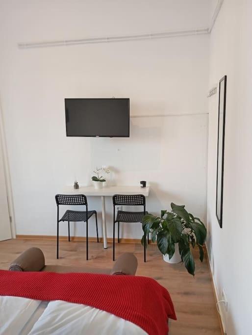 Apartment Koblenz Naehe Uni Und Bwzk Eksteriør billede
