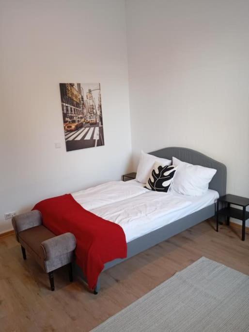 Apartment Koblenz Naehe Uni Und Bwzk Eksteriør billede